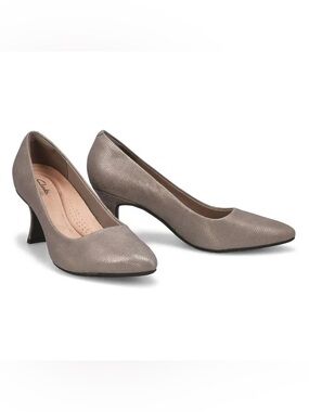 Clarks Katelyna Gem Silver Metallic Textured Leather Pointed Toe Mid Heel Pump